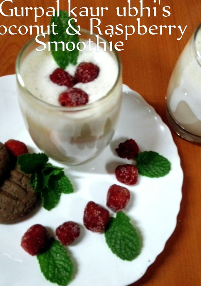 A picture of Coconut & Raspberry smoothie 🥤.