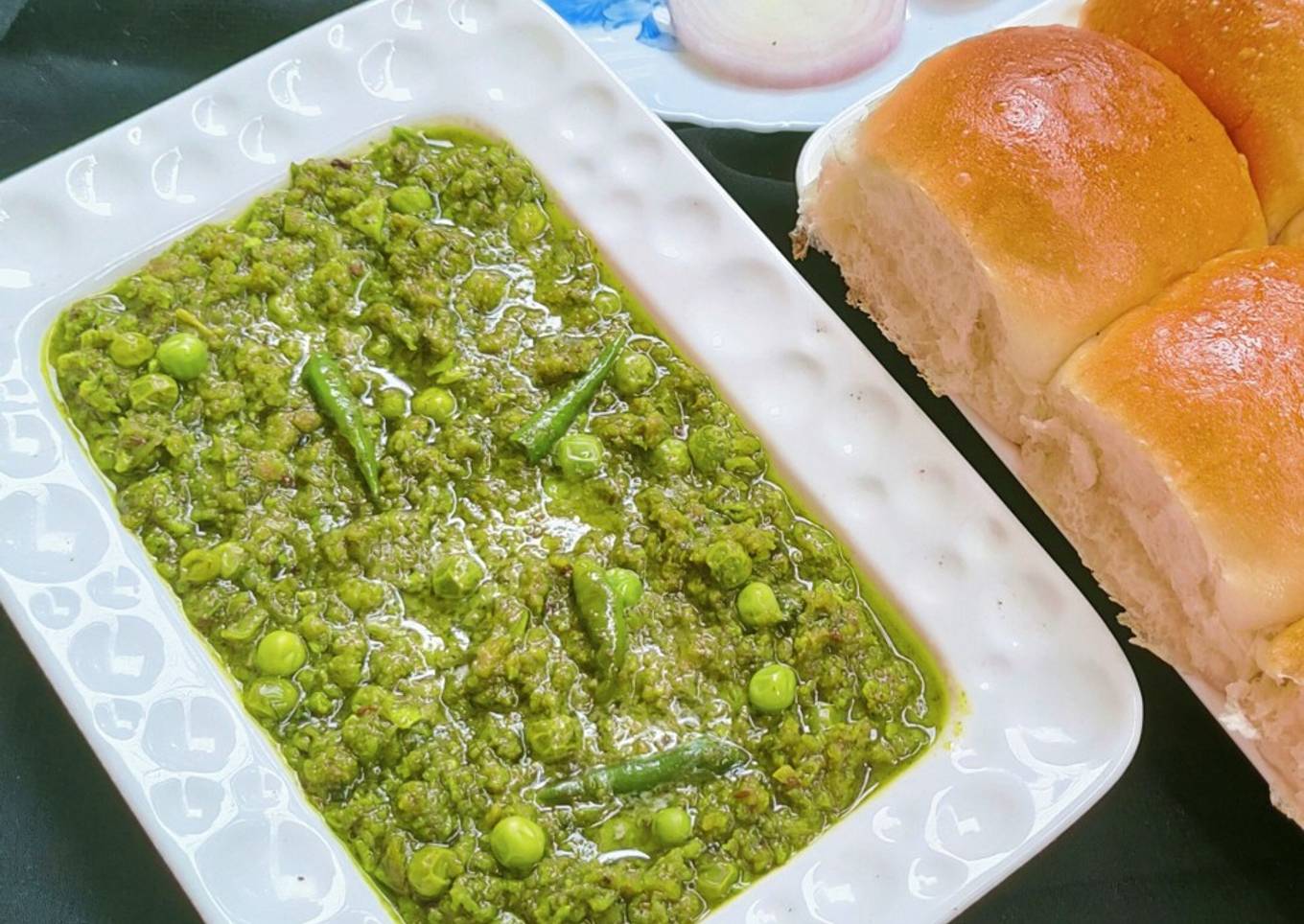 Mumbai's Famous Breakfast..Keema Pav Recipe