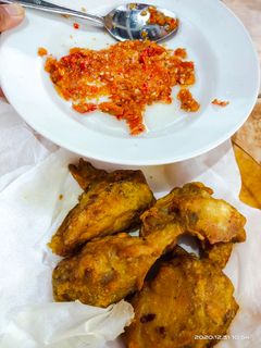 Foto resep Ayam Goreng Tepung + sambal geprek