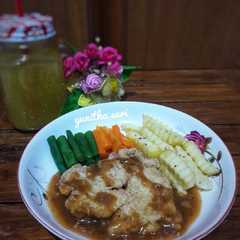 Crispy Chicken Steak রেসিপির প্রধান ছবি