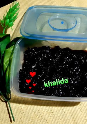 A picture of Sweet and Sour Tamarind Chutney.