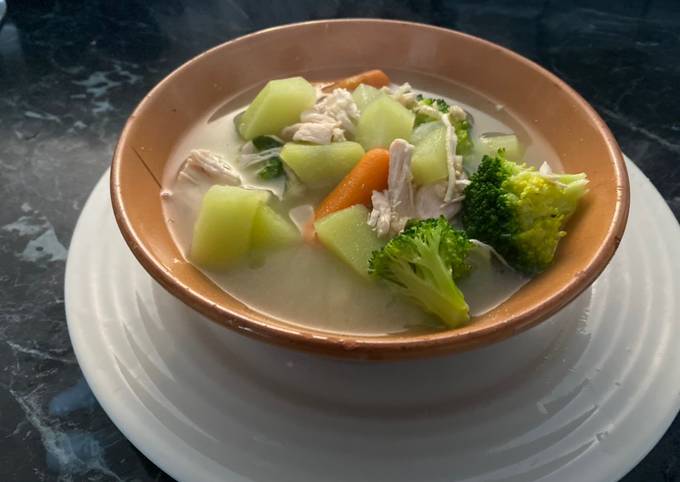 Sopa de pollo con avena y vegetales Receta de Mi cocina para diabéticos-  Cookpad