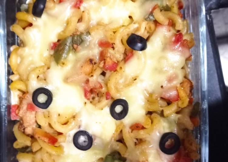 Step-by-Step Guide to Make Homemade Cheesy veg chicken macroni