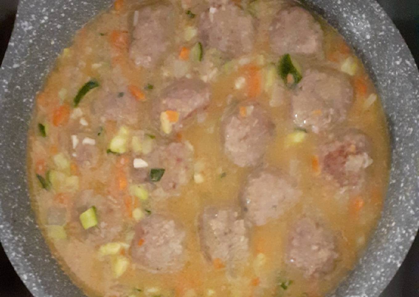 Albóndigas con verduritas