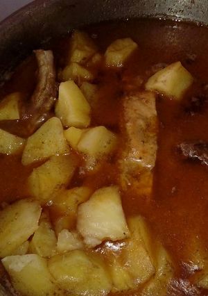 Una foto de Costillas de cerdo con patatas