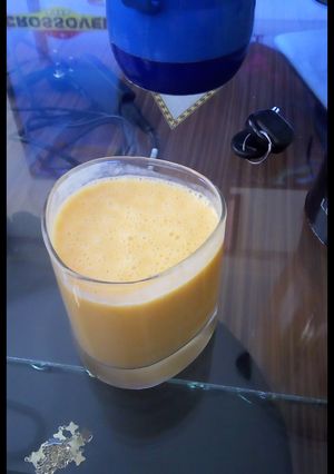 A picture of Banana-Mango smoothie #authormarathon.