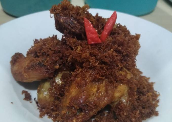 Ayam Goreng Serundeng