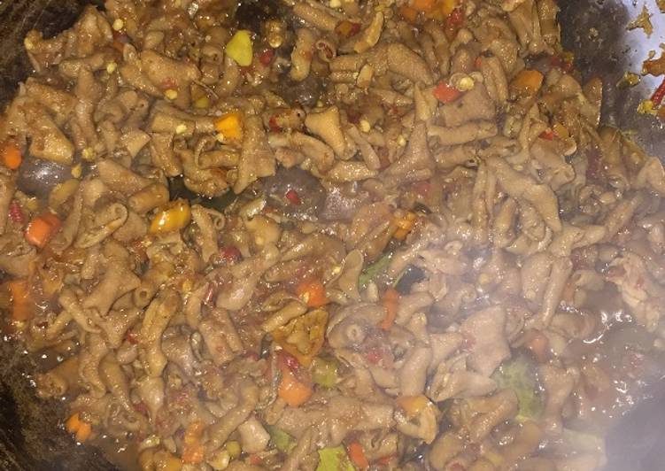 Resep Tumis usus ayam pedas manis🌶 oleh Ratna Setio - Cookpad