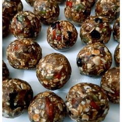 A picture of Oats, Seeds, Dates, Dried Fruits & Nuts Laddoo -No sugar.