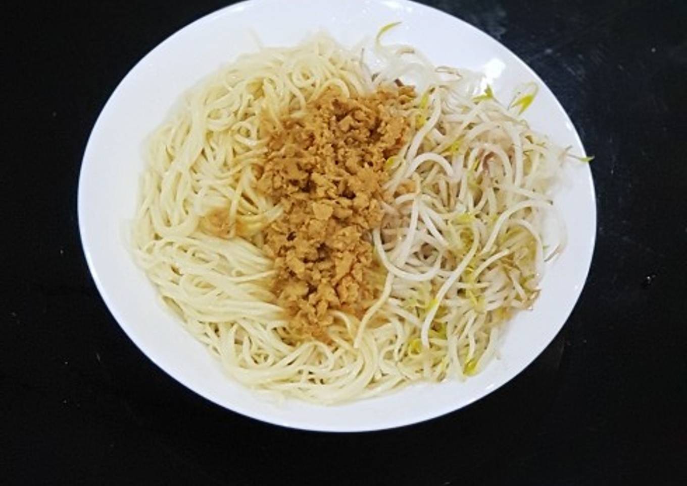 Mie ayam enak siap saji