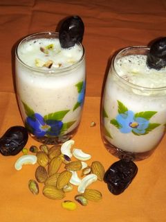 தலைப்பு : டிரை ஃப்ருட் மில்க் ஷேக் செய்முறை முக்கிய புகைப்படம்