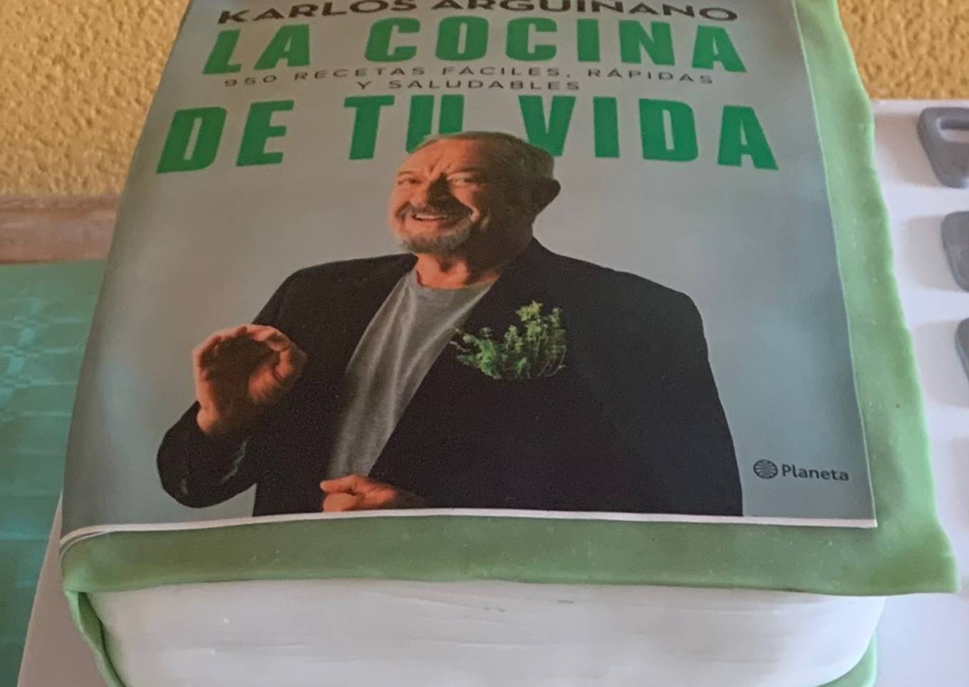 Tarta libro,la cocina de tú vida