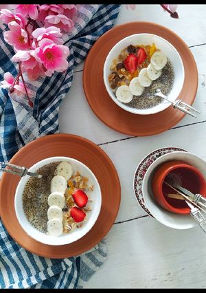 ওটস চিয়া পুডিং ব্রেকফাস্ট(oats chia puding breakfast recipe in Bengali) রেসিপির প্রধান ছবি