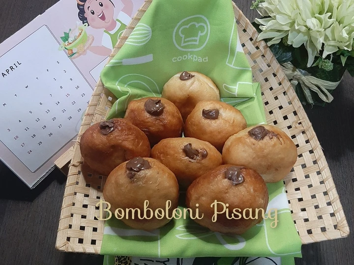 Easy Ways Make Recipes Bomboloni Pisang (Donat Pisang) the Can Spoil the Tongue Tasty.
