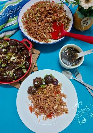 સેઝવાન રાઈસ (Schezwan Rice Recipe In Gujarati) રેસીપી મુખ્ય ફોટો