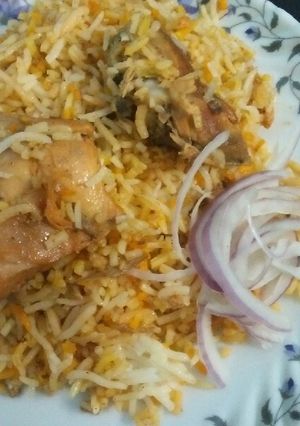 A picture of Chicken biryani.