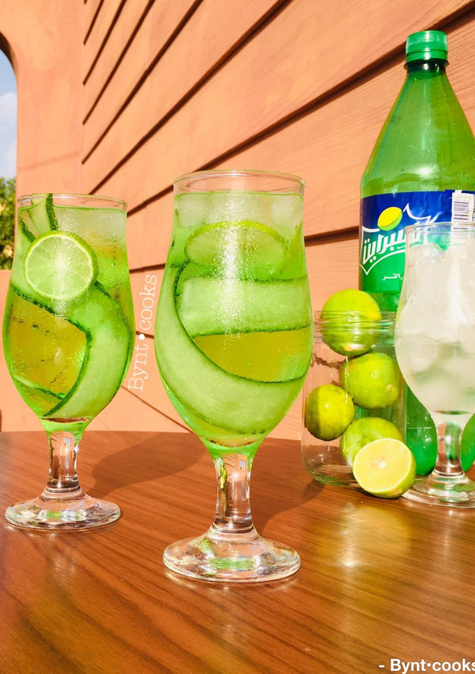 A picture of Sparkling(cucumber)🍹.