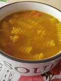 Sopa de verduras y fusilli
