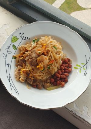Hình của món Mì chũ xào lạ miệng cho ngày mới giàu năng lượng.