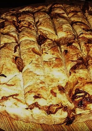 Una foto de Pan amasado a la cebolla acaramelada