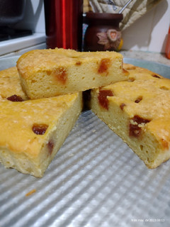 Una foto de Torta de Ricota y Membrillo -Sin TACC-