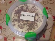 Una foto di gelato panna al latte condensato