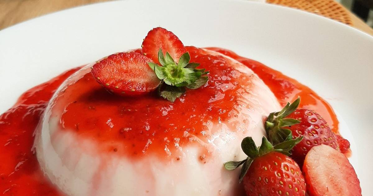 Resep Strawberry Panna Cotta (Tanpa Gelatin) oleh Icha Sekar Sakti