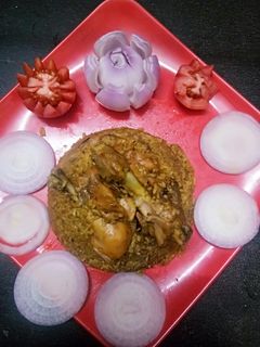 चिकन बिरयानी (Chicken Biryani recipe in hindi) रेसिपी मुख्य फोटो
