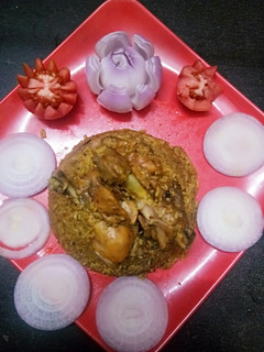 चिकन बिरयानी (Chicken Biryani recipe in hindi) रेसिपी मुख्य फोटो