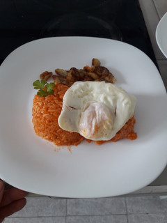 Una foto de Arroz a la cubana