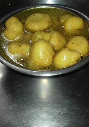 A picture of Moong dal pakodi sabji.