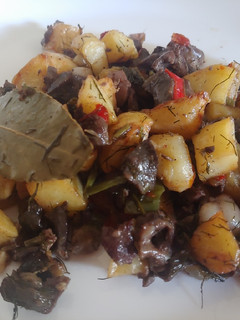 Una foto de Frit Mallorqui amb vedella i xot. Frito de puntas de solomillo ternera y cordero