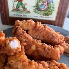 Una foto de Tiras de Pollo (Estilo Kfc)🍗