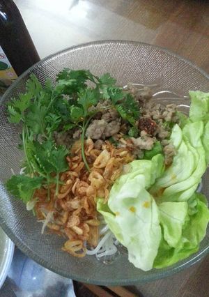 Hình của món Phở Khô Gia Lai.