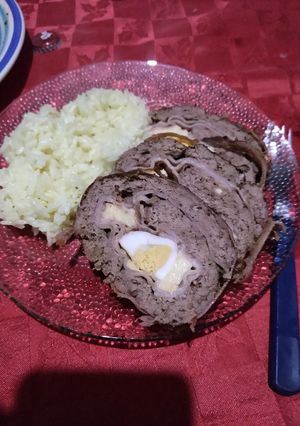 Una foto de Pan de carne con arroz frito