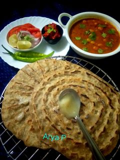 राजस्थानी खोबा रोटी (rajasthani khoba rooti recipe in Hindi) रेसिपी मुख्य फोटो
