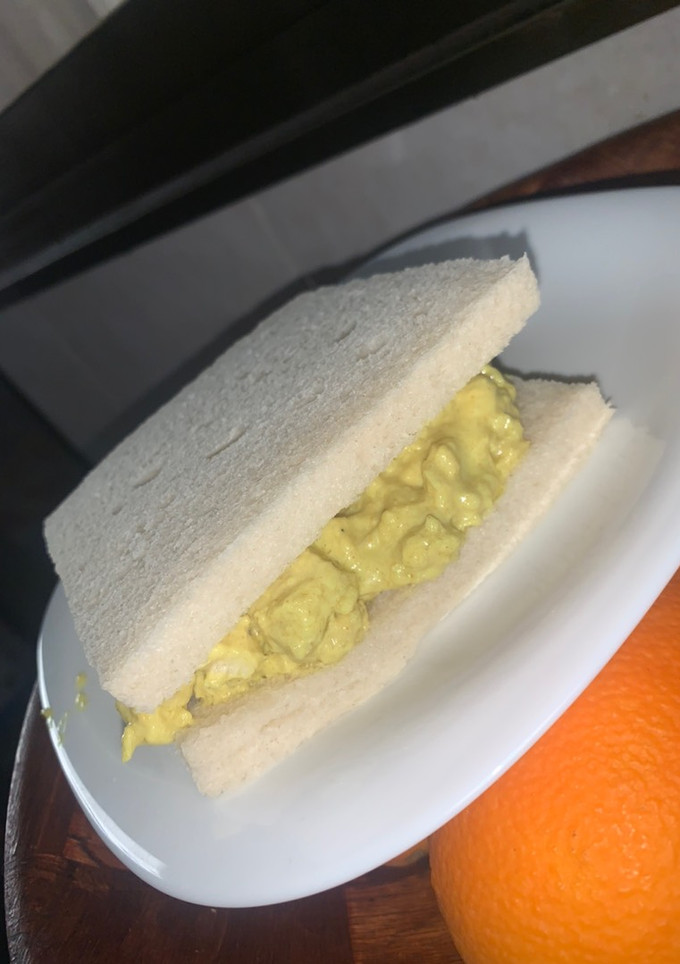 Una foto de Sándwich Pollo y curry (estilo rodilla)