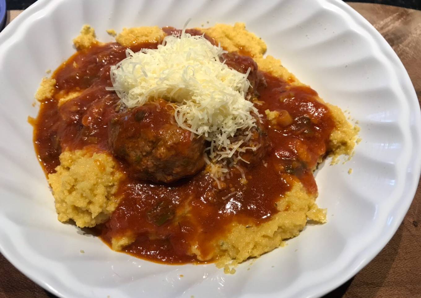 Albóndigas Italianas con polenta