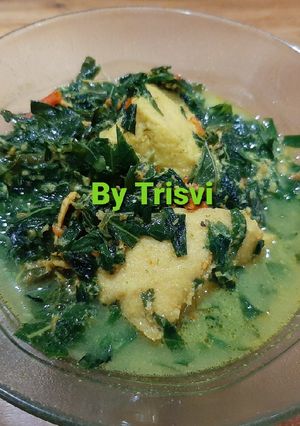 Foto resep Sayur Daun Singkong Teri Tahu dan Tips agar Empuk