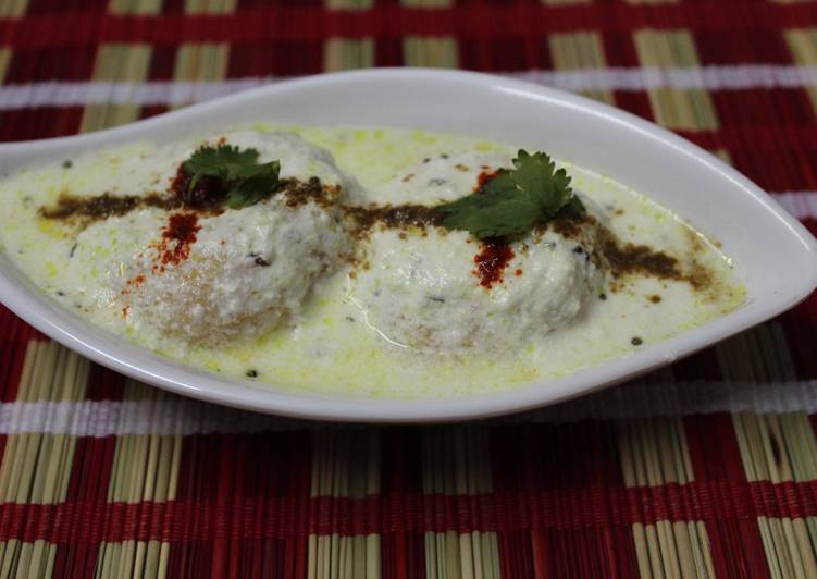 Recipe: At Home Dahi Vada/Perugu Garelu/Thayir vada/Curd Vada
