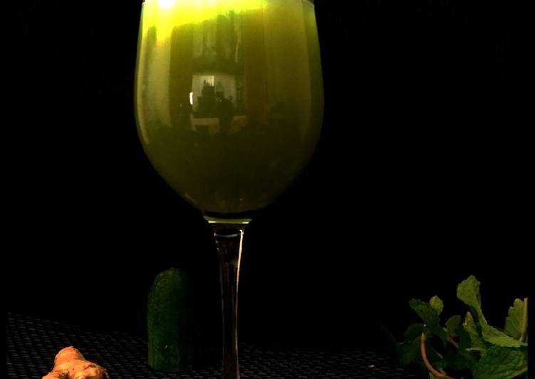 Steps to Prepare Gordon Ramsay Cucumber Lemonade Detoxifying morning green drink
