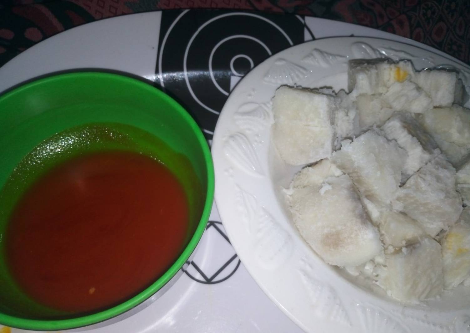 Boiled Yam with Red Oil Pepper Sauce Recipe by Charity BrianDappa
