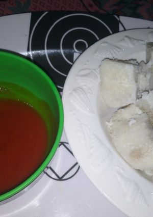 A picture of Boiled Yam with Red Oil Pepper Sauce.