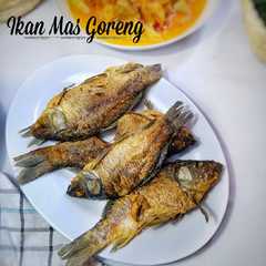 Ikan Mas Goreng রেসিপির প্রধান ছবি