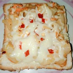 A picture of Chicken Cheesy toast.