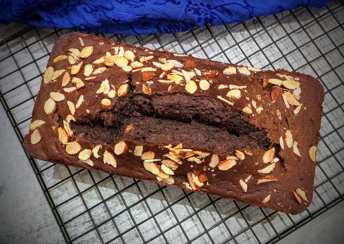 Banana cake