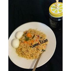 A picture of Noodles.
