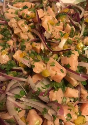 Una foto de Ceviche de Salmón