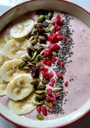 Foto resep Smoothies bowl banana raspberry