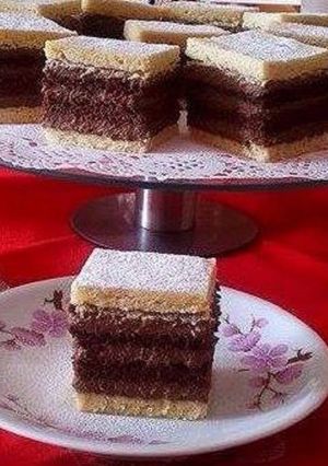 Színes sütemény recept fotója